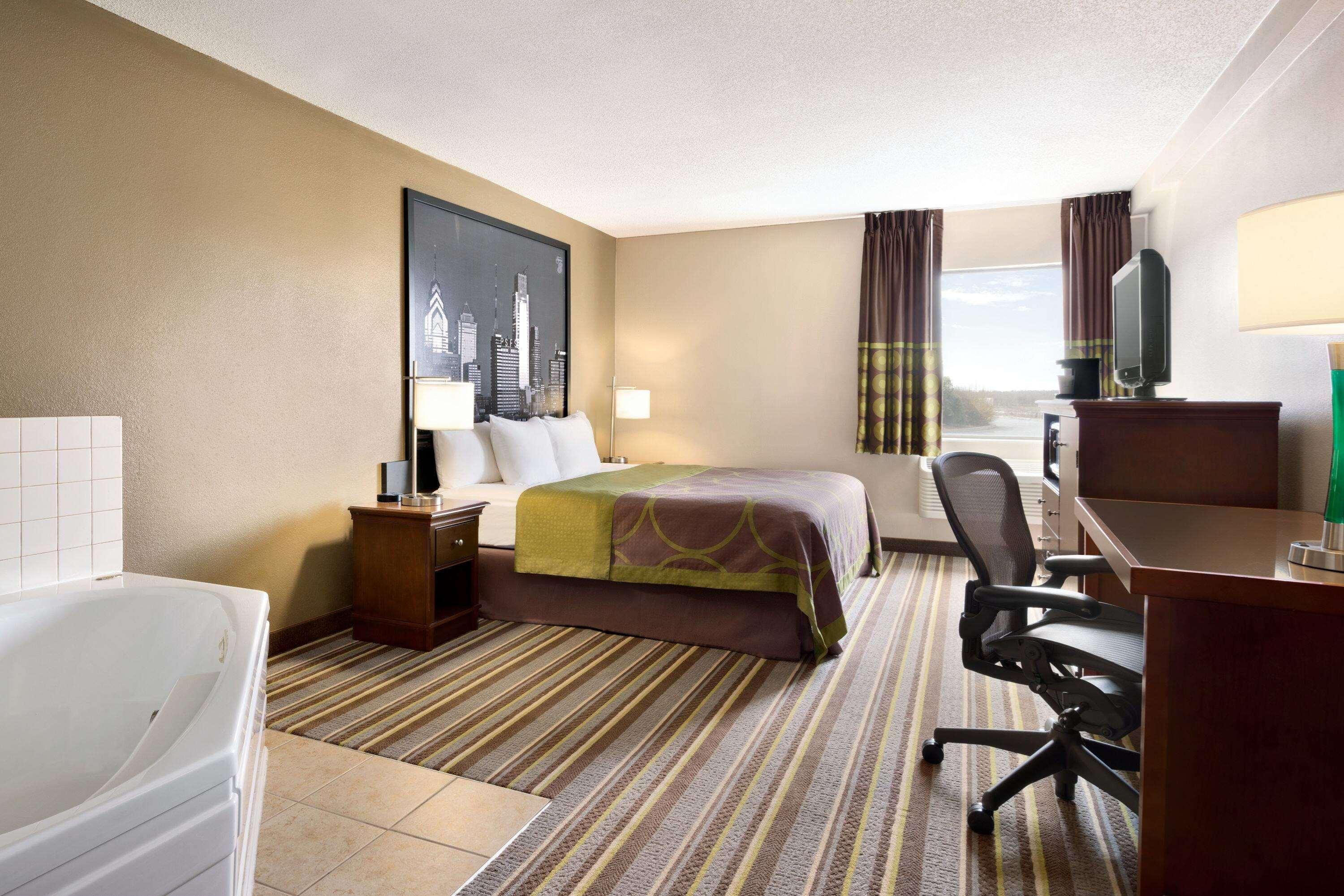 ซูเปอร์ 8 บาย วินด์แฮม แชมเบอร์สเบิร์ก I-81 Hotel ภายนอก รูปภาพ